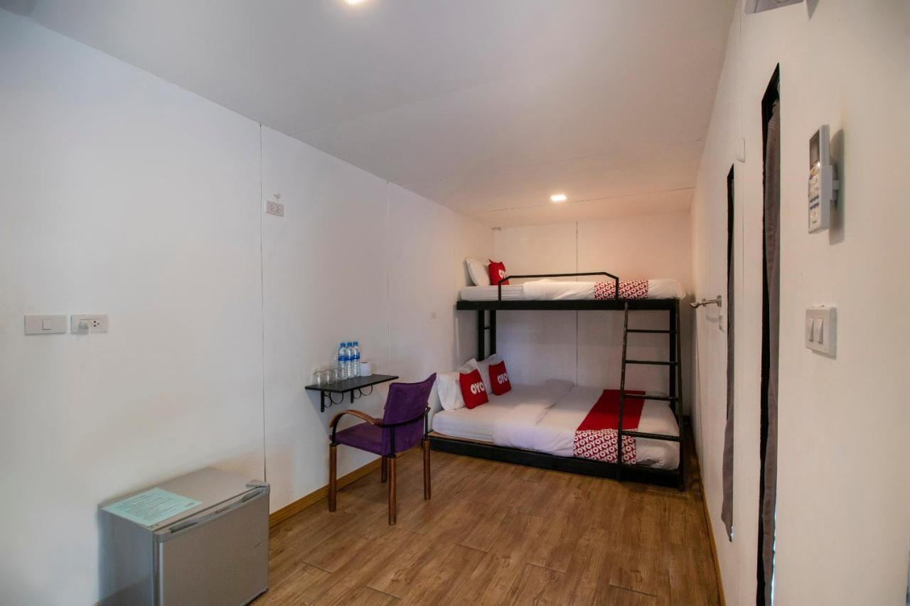 Oyo 673 Nice Sleep Box Hotel Chiang Mai Extérieur photo