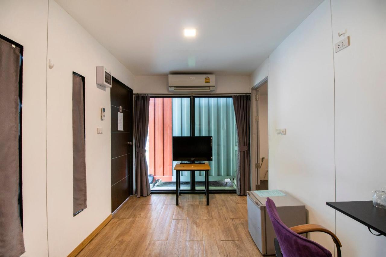 Oyo 673 Nice Sleep Box Hotel Chiang Mai Extérieur photo