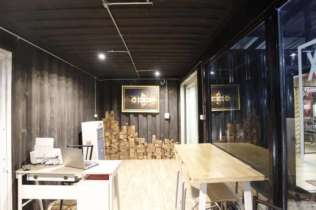 Oyo 673 Nice Sleep Box Hotel Chiang Mai Extérieur photo