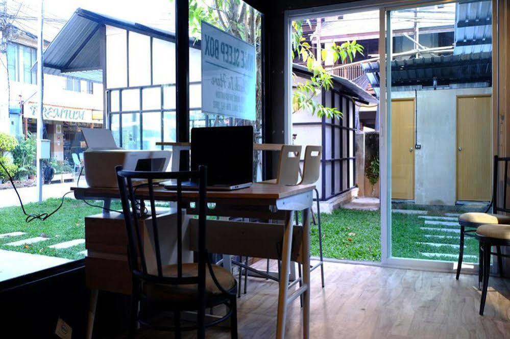 Oyo 673 Nice Sleep Box Hotel Chiang Mai Extérieur photo